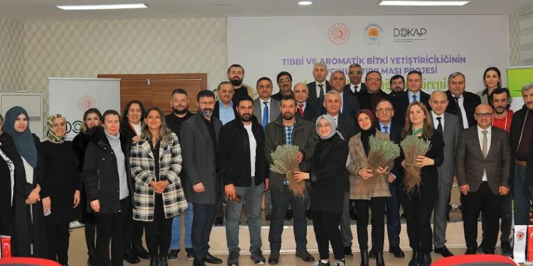 300 bin lavanta toprakla buluşacak