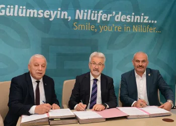Binlerce pazarcıyı ilgilendiren imzalar atıldı