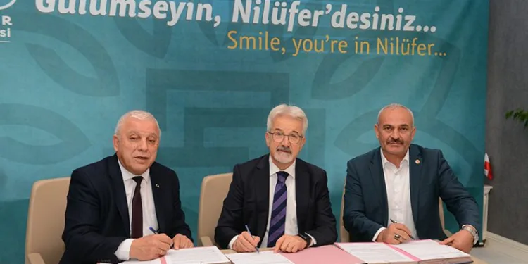 Binlerce pazarcıyı ilgilendiren imzalar atıldı