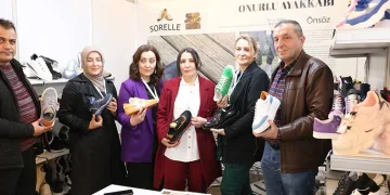 Markasını kurdu hem abla hem patron oldu