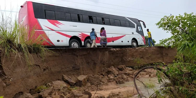 Kasırgada kaybolan kişiler ölü ilan edilecek