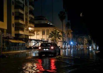 İskenderun’da deniz seviyesi yükseldi