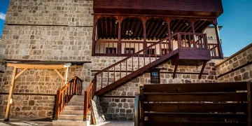 Tarihi konak depremde hasar almadı