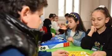 Yıldırım’da çocuklar hem öğreniyor hem eğleniyor
