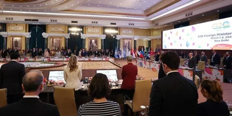 G20 toplantısı saygı duruşuyla başladı
