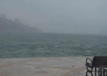 Yoğun sis etkili oldu