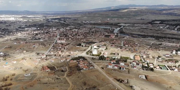 Depremlerden sonra vatandaşlar TOKİ konutlarına yöneldi