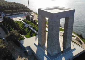 Şehitler Abidesinde 18 Mart tören hazırlıkları