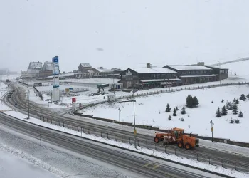 Erciyes’te kar yağışı