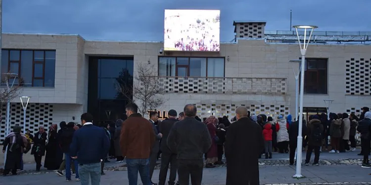 Hava bulutlu olduğundan Işık Hadisesi olmadı