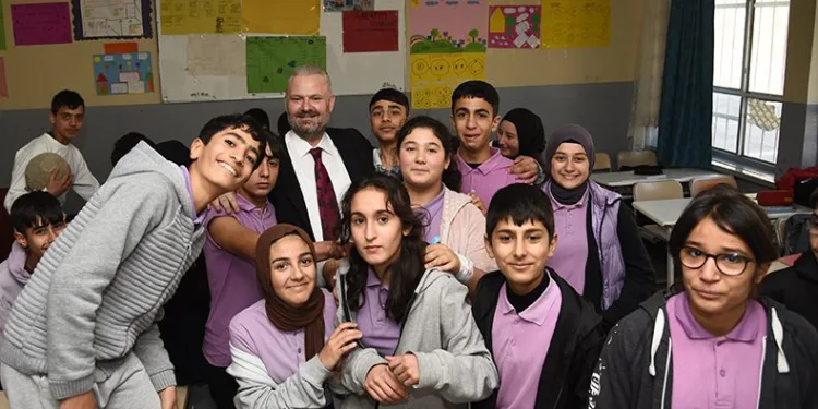 YKS ücretlerini Menemen Belediyesi karşılayacak