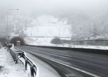Bolu Dağı’nda kar yağışı