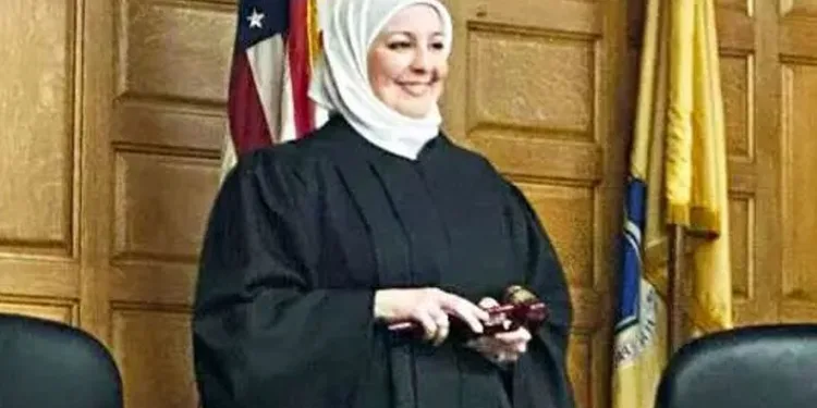 ABD’nin ilk başörtülü yargıcı