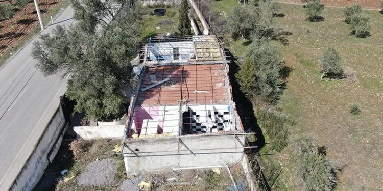 Hırsızlar evi çaldı