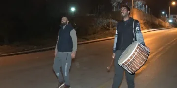İlk sahura ilahiler eşliğinde uyandılar