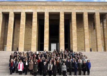 Anıtkabir’i ziyaret