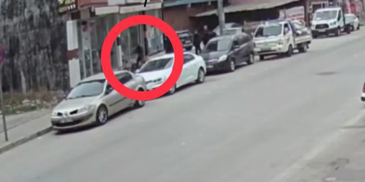 Kiracısına sinirlenince camları levye ile kırdı