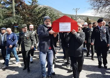 Kore Gazisi toprağa verildi