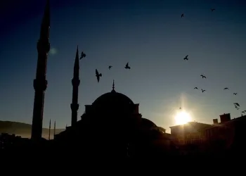 Selçuklu mimarisiyle yapılan Cami göz kamaştırıyor.