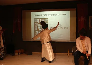 Yabancı öğrenciler Türk kültürünü öğrendiler