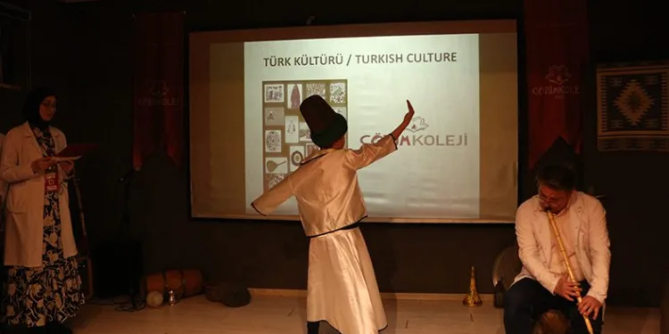 Yabancı öğrenciler Türk kültürünü öğrendiler