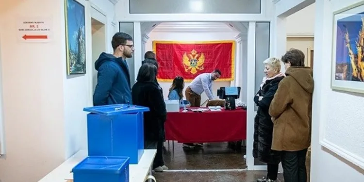 Karadağ’da seçim ikinci tura kaldı