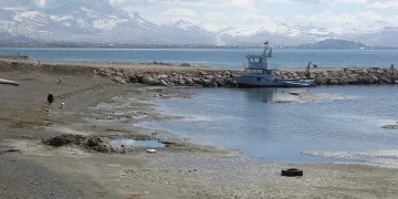 Van Gölü seviye kaybediyor
