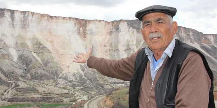 Mağaraların olduğu dağda kopmalar oldu