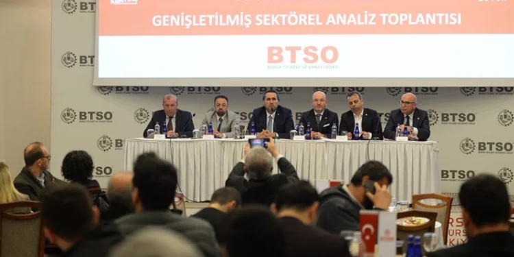 “Lojistik sektörü hayati bir rol üstlendi”