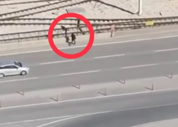Hırsızlar canlarını hiçe sayarak mazgalları çaldı