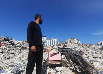 Danimarka’dan Hatay’a geldi, ailesini arıyor