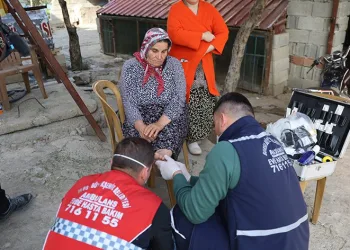 Sağlık hizmetleri depremzedelerin ayağına gidiyor
