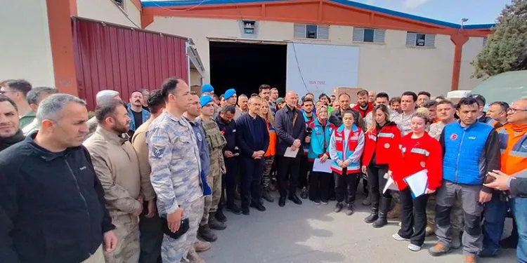 Deprem bölgesi için ihtiyaçlar
