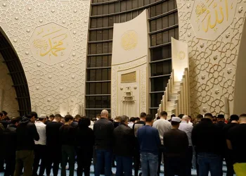 Almanya’da ilk teravih namazı