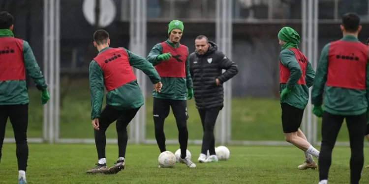 Bursaspor pas-pres çalıştı