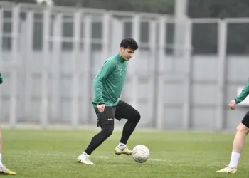 Bursaspor’da Amed SF maçının taktiği çalışıldı