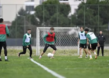 Bursaspor’da E. Erokspor maçı hazırlıkları sürüyor