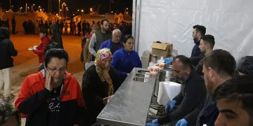Deprem bölgesinde ilk sahur