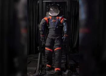 NASA yeni kıyafetini tanıttı