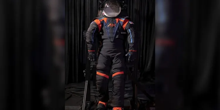 NASA yeni kıyafetini tanıttı