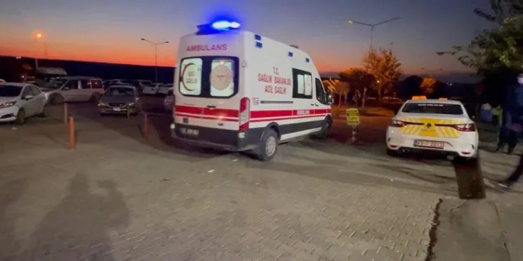 21 yaşındaki genç kazara annesini vurdu