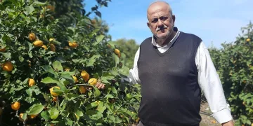 Çiftçilerin mahsulleri ellerinde kaldı