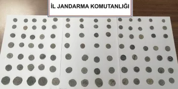 Roma ve Bizans dönemine ait tarihi eserler ele geçirildi
