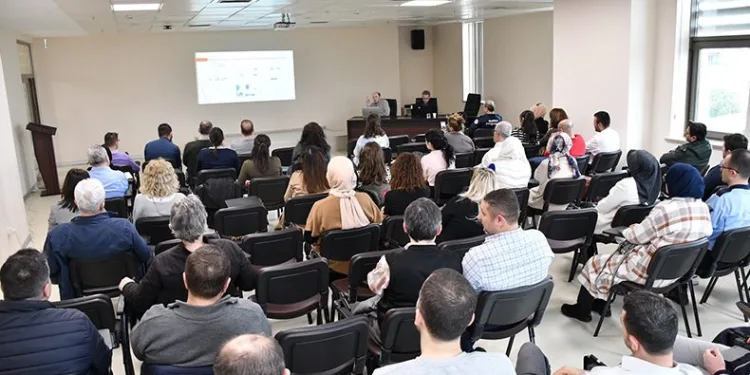 Büyükşehir personeli siber tehditlere karşı bilgilendirildi