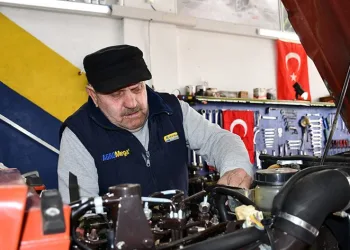 Yarım asırdır traktörlere hayat veriyor