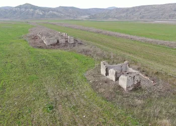 Eski tren garı gün yüzüne çıktı