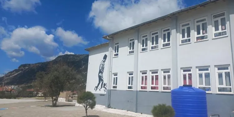 Okullarda yağmur suyu hasadı yapılıyor