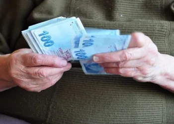 Emekli maaşına ve bayram ikramiyesine zam hazırlığı