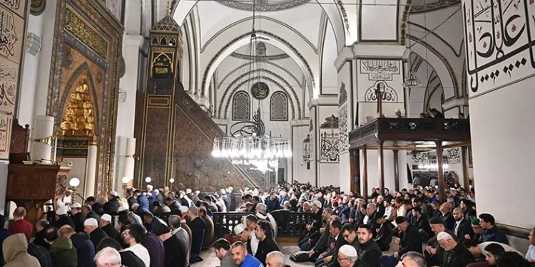 İlk teravih Ulu Cami’de