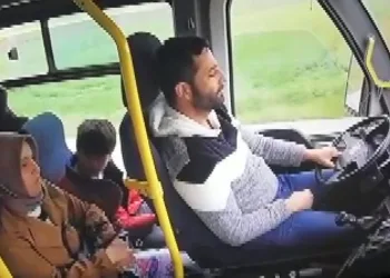 Bursa’da yolcu dolu otobüsün şoförü uyuyakaldı